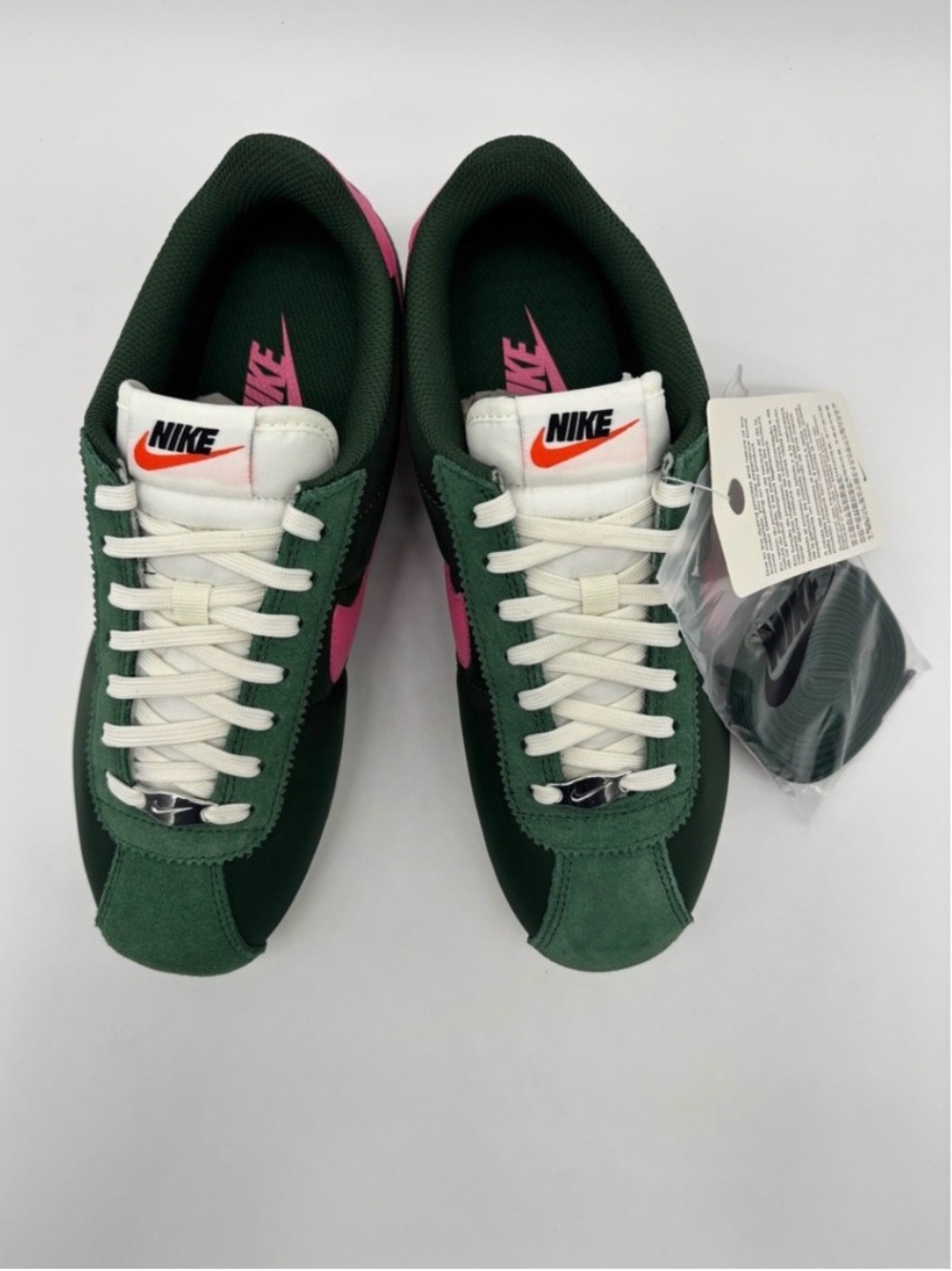 Nike Cortez Sneakers in Dark Green with Pink Swoosh - Picture 4 of 6